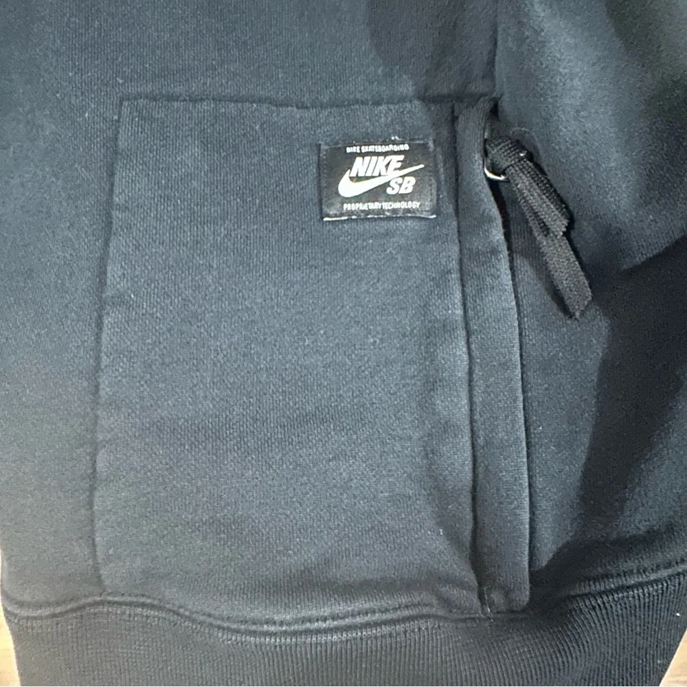 Nike SB Crewneck